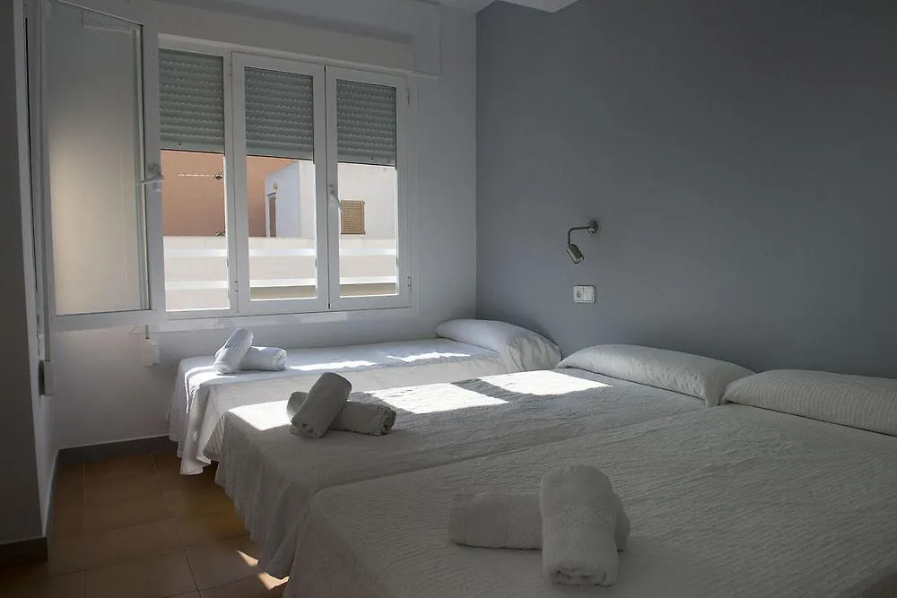 Hostal Ripoll Ibiza ספרד