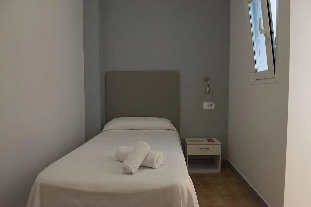 Hostal Ripoll Ibiza איביזה העיר