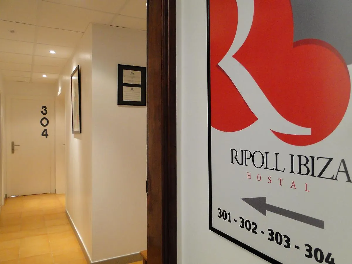 בית הארחה Hostal Ripoll Ibiza
